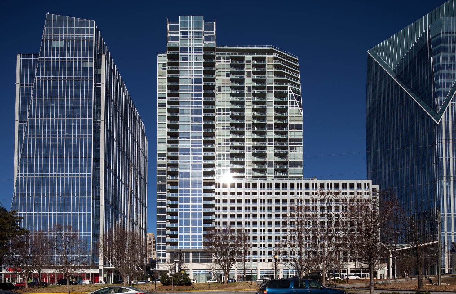 10 Terminus Place luxury high-rise building